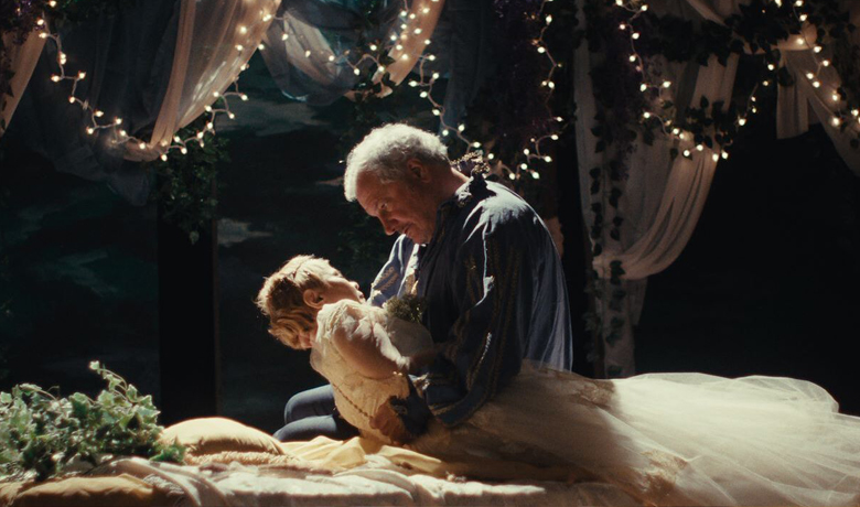 Film-Ghostlight